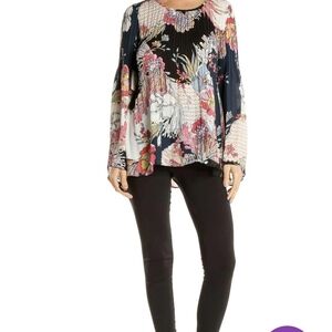 Melissa Paige Pink and Blue Graphic Long Sleeve Blouse